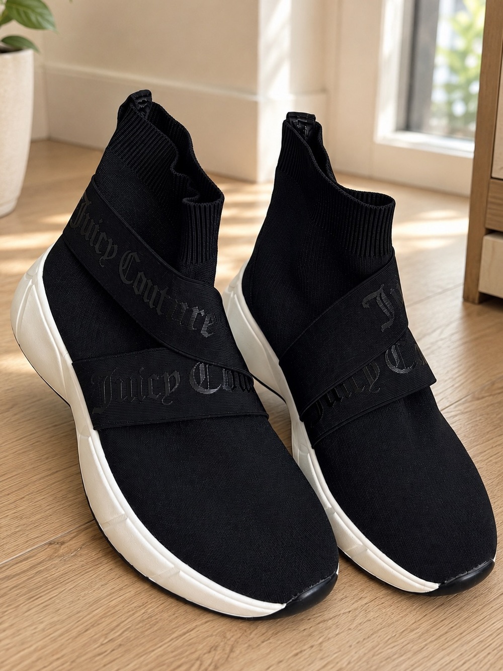 Juicy Couture Ariella Black Knit Sock Sneakers High Top Slip On Platform Size 9
